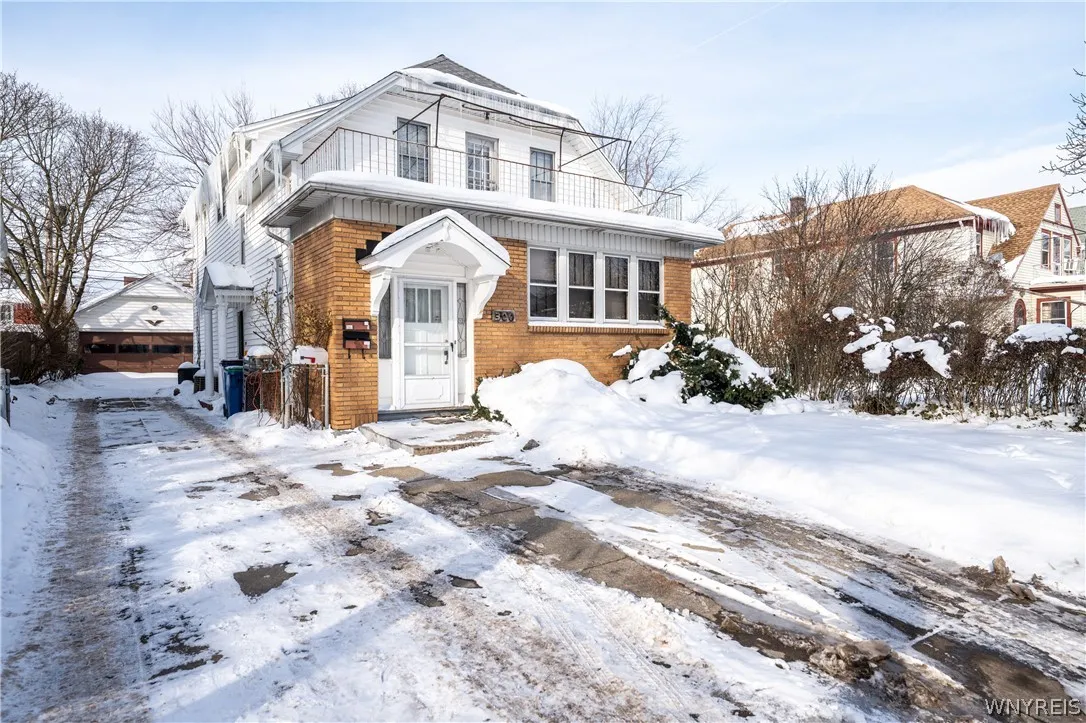 300 Windermere Boulevard, Amherst, New York 14226, Amherst, New York 14226, 6 Bedrooms Bedrooms, ,2 BathroomsBathrooms,Residential,Closed,300 Windermere Boulevard, Amherst, New York 14226,0,B1661116