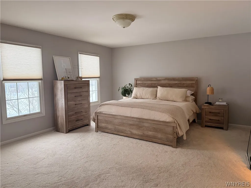 5558 Marthas Vineyard, Clarence, New York 14032, Clarence, New York 14032, 4 Bedrooms Bedrooms, 8 Rooms Rooms,2 BathroomsBathrooms,Residential Lease,For Rent,5558 Marthas Vineyard, Clarence, New York 14032,0,B1661608