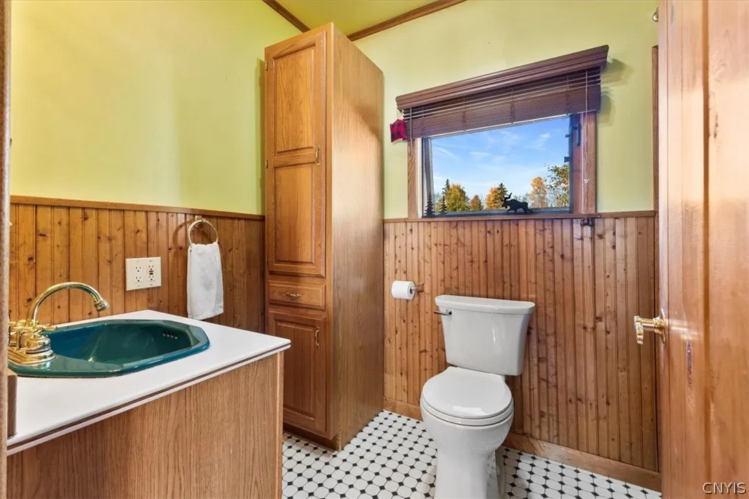 387 Chamberlain Road, Indian Lake, New York 12842, Indian Lake, New York 12842, 2 Bedroom Bedrooms, 7 Room Rooms,1 BathroomBathrooms,Residential,For Sale,387 Chamberlain Road, Indian Lake, New York 12842,0,S1661491