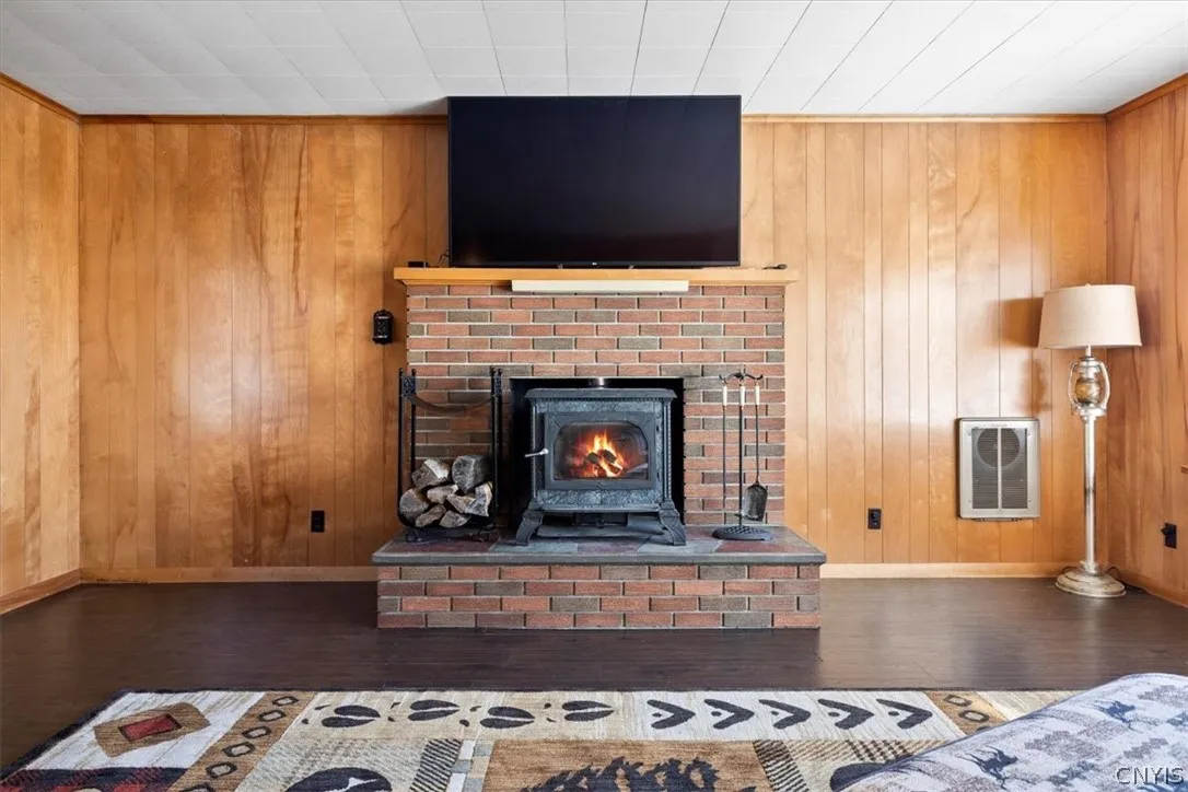 387 Chamberlain Road, Indian Lake, New York 12842, Indian Lake, New York 12842, 2 Bedroom Bedrooms, 7 Room Rooms,1 BathroomBathrooms,Residential,For Sale,387 Chamberlain Road, Indian Lake, New York 12842,0,S1661491