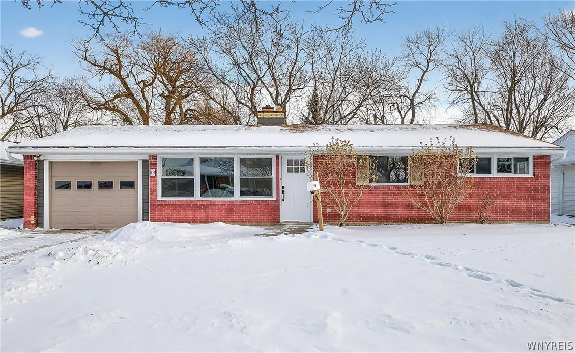 33 Burnside Drive, Tonawanda, New York 14150, Tonawanda, New York 14150, 3 Bedrooms Bedrooms, 8 Rooms Rooms,1 BathroomBathrooms,Residential,For Sale,33 Burnside Drive, Tonawanda, New York 14150,0,B1661642 33 Burnside Drive, Tonawanda, New York 14150, Tonawanda, New York 14150, 3 Bedrooms Bedrooms, 8 Rooms Rooms,1 BathroomBathrooms,Residential,For Sale,33 Burnside Drive, Tonawanda, New York 14150,0,B1661642