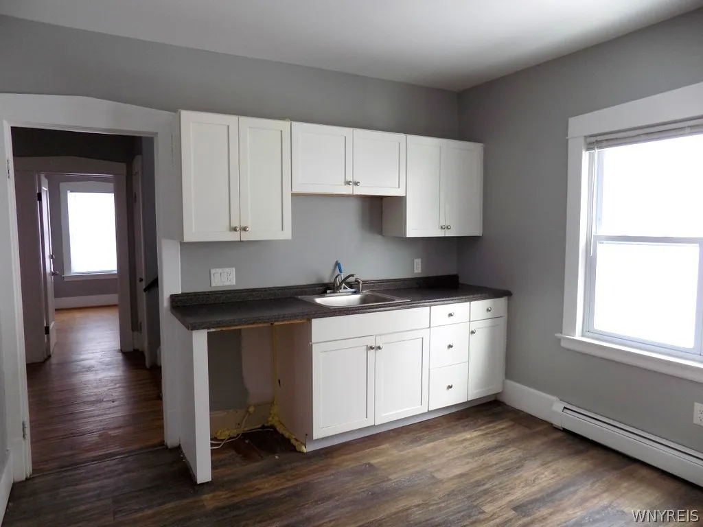 191 Kenmore Avenue, Tonawanda, New York 14223, Tonawanda, New York 14223, 5 Bedrooms Bedrooms, 9 Rooms Rooms,2 BathroomsBathrooms,Residential,For Sale,191 Kenmore Avenue, Tonawanda, New York 14223,0,B1660779