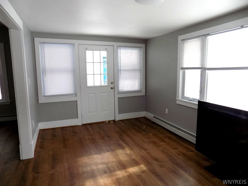 191 Kenmore Avenue, Tonawanda, New York 14223, Tonawanda, New York 14223, 5 Bedrooms Bedrooms, 9 Rooms Rooms,2 BathroomsBathrooms,Residential,For Sale,191 Kenmore Avenue, Tonawanda, New York 14223,0,B1660779