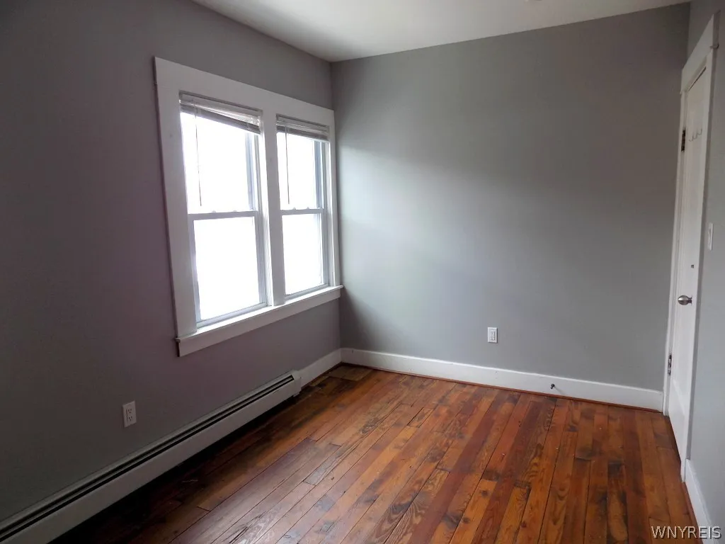 191 Kenmore Avenue, Tonawanda, New York 14223, Tonawanda, New York 14223, 5 Bedrooms Bedrooms, 9 Rooms Rooms,2 BathroomsBathrooms,Residential,For Sale,191 Kenmore Avenue, Tonawanda, New York 14223,0,B1660779