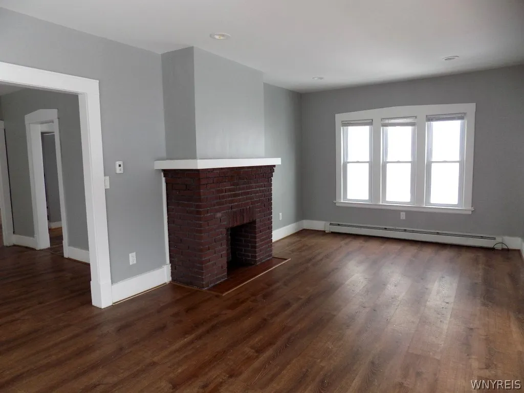 191 Kenmore Avenue, Tonawanda, New York 14223, Tonawanda, New York 14223, 5 Bedrooms Bedrooms, 9 Rooms Rooms,2 BathroomsBathrooms,Residential,For Sale,191 Kenmore Avenue, Tonawanda, New York 14223,0,B1660779