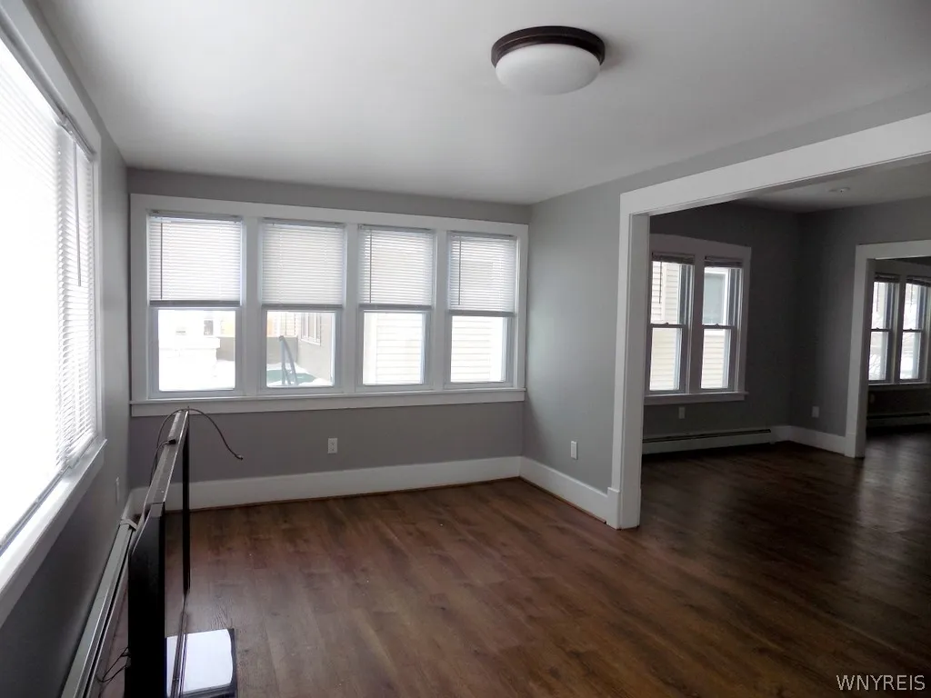 191 Kenmore Avenue, Tonawanda, New York 14223, Tonawanda, New York 14223, 5 Bedrooms Bedrooms, 9 Rooms Rooms,2 BathroomsBathrooms,Residential,For Sale,191 Kenmore Avenue, Tonawanda, New York 14223,0,B1660779