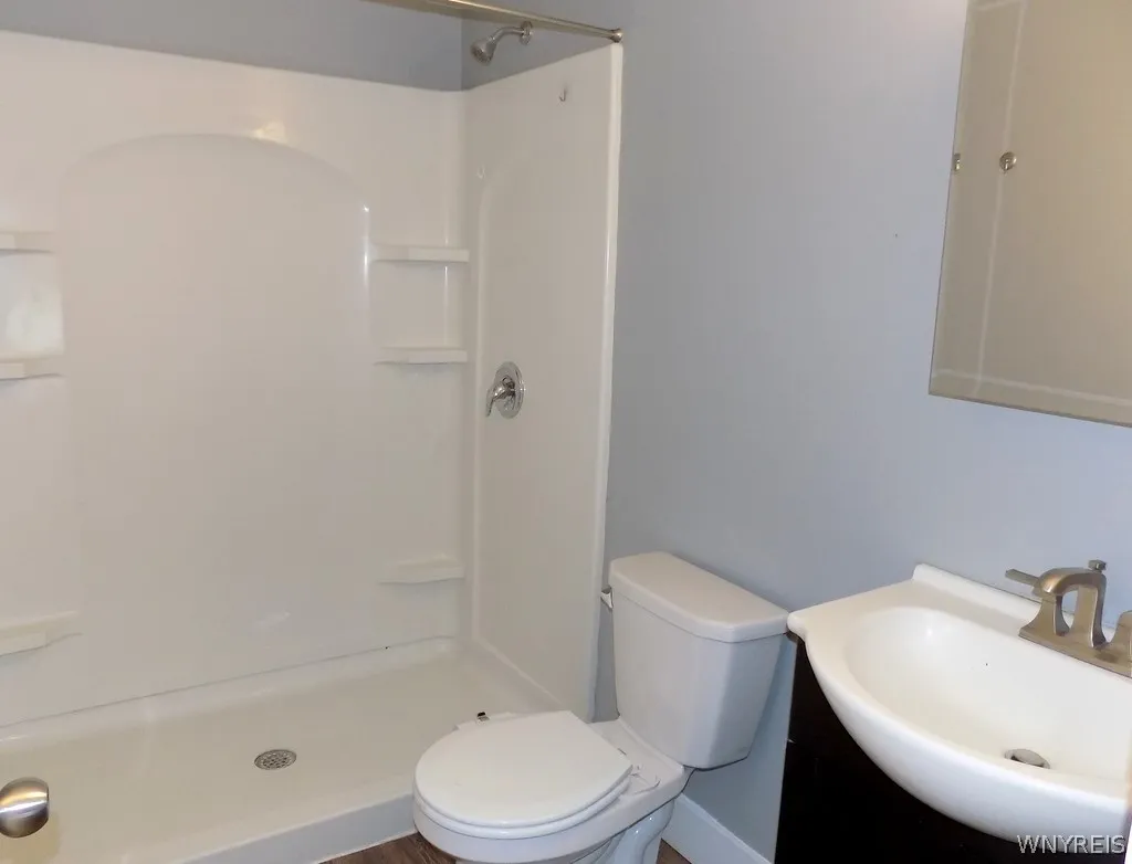 191 Kenmore Avenue, Tonawanda, New York 14223, Tonawanda, New York 14223, 5 Bedrooms Bedrooms, 9 Rooms Rooms,2 BathroomsBathrooms,Residential,For Sale,191 Kenmore Avenue, Tonawanda, New York 14223,0,B1660779