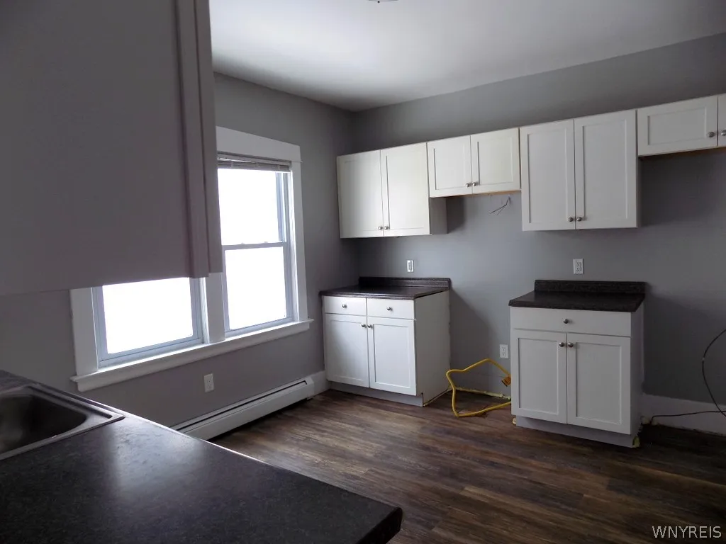 191 Kenmore Avenue, Tonawanda, New York 14223, Tonawanda, New York 14223, 5 Bedrooms Bedrooms, 9 Rooms Rooms,2 BathroomsBathrooms,Residential,For Sale,191 Kenmore Avenue, Tonawanda, New York 14223,0,B1660779