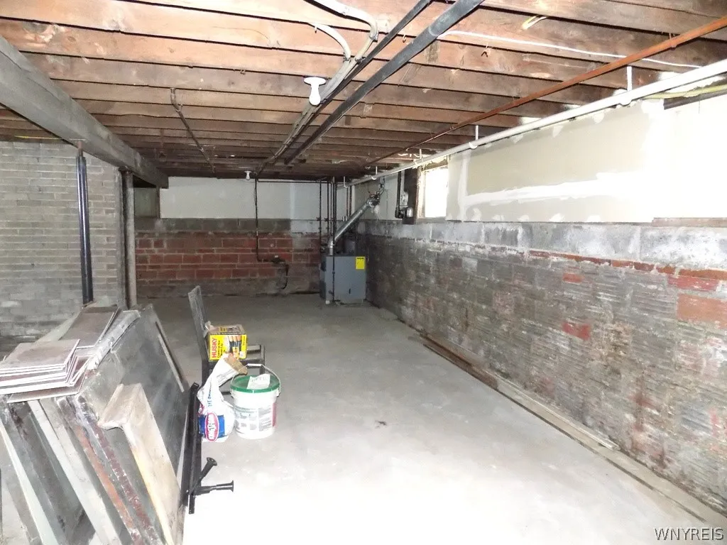 191 Kenmore Avenue, Tonawanda, New York 14223, Tonawanda, New York 14223, 5 Bedrooms Bedrooms, 9 Rooms Rooms,2 BathroomsBathrooms,Residential,For Sale,191 Kenmore Avenue, Tonawanda, New York 14223,0,B1660779