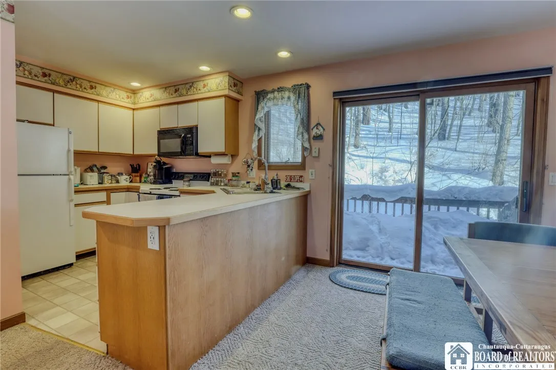 16 Stone, Ellicottville, New York 14731, Ellicottville, New York 14731, 3 Bedroom Bedrooms, 6 Room Rooms,2 BathroomBathrooms,Residential,For Sale,16 Stone, Ellicottville, New York 14731,0,R1658722