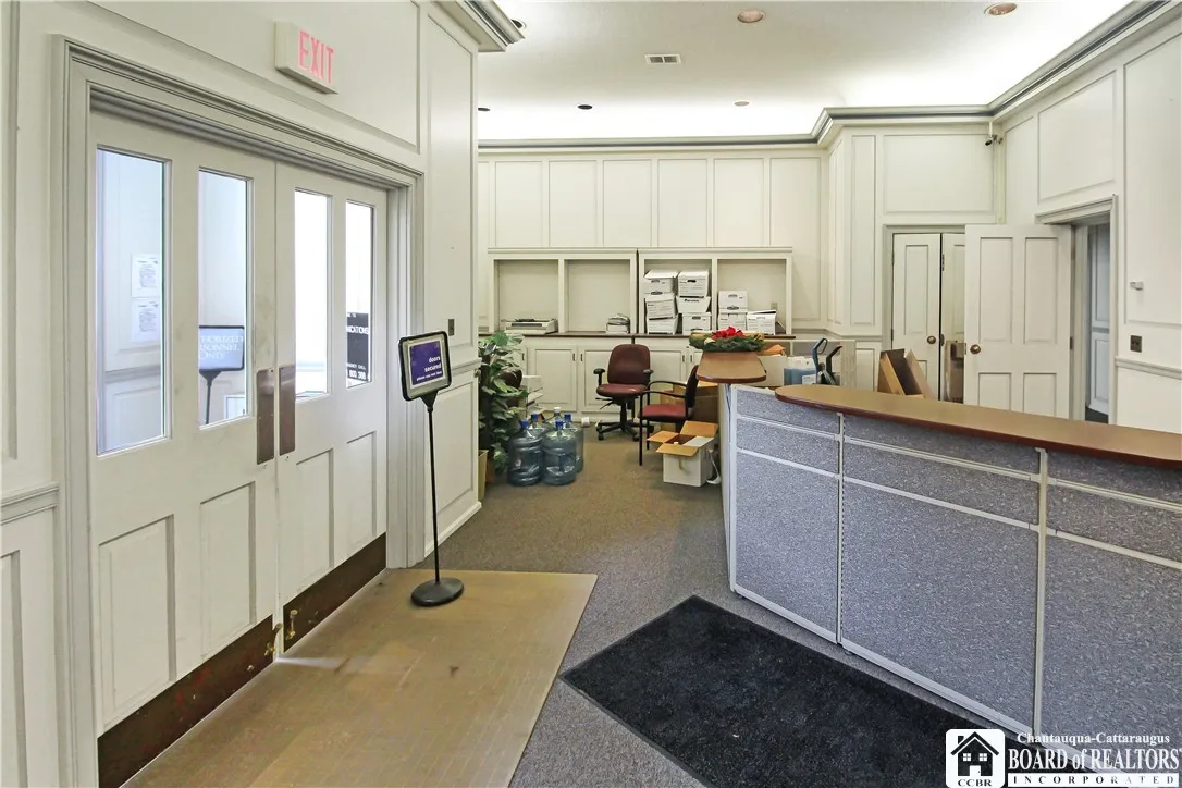 Entry with ADA compliant doors