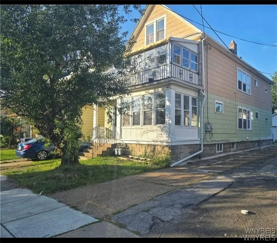 74 Philadelphia Lower Street, Buffalo, New York 14, Buffalo, New York 14207, 3 Bedrooms Bedrooms, 7 Rooms Rooms,1 BathroomBathrooms,Residential Lease,Closed,74 Philadelphia Lower Street, Buffalo, New York 14,0,B1661708