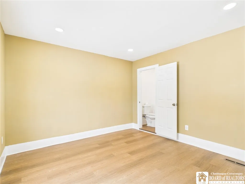 307 West Oak Street, Olean, New York 14760, Olean, New York 14760, 3 Bedrooms Bedrooms, 7 Rooms Rooms,1 BathroomBathrooms,Residential,For Sale,307 West Oak Street, Olean, New York 14760,0,R1661855