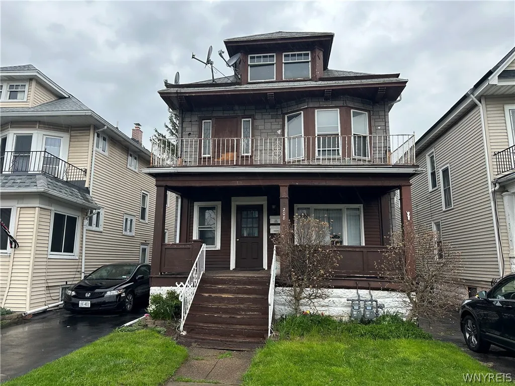 208 Stevenson Street, Buffalo, New York 14210, Buffalo, New York 14210, 6 Bedrooms Bedrooms, ,2 BathroomsBathrooms,Residential,For Sale,208 Stevenson Street, Buffalo, New York 14210,0,B1661928