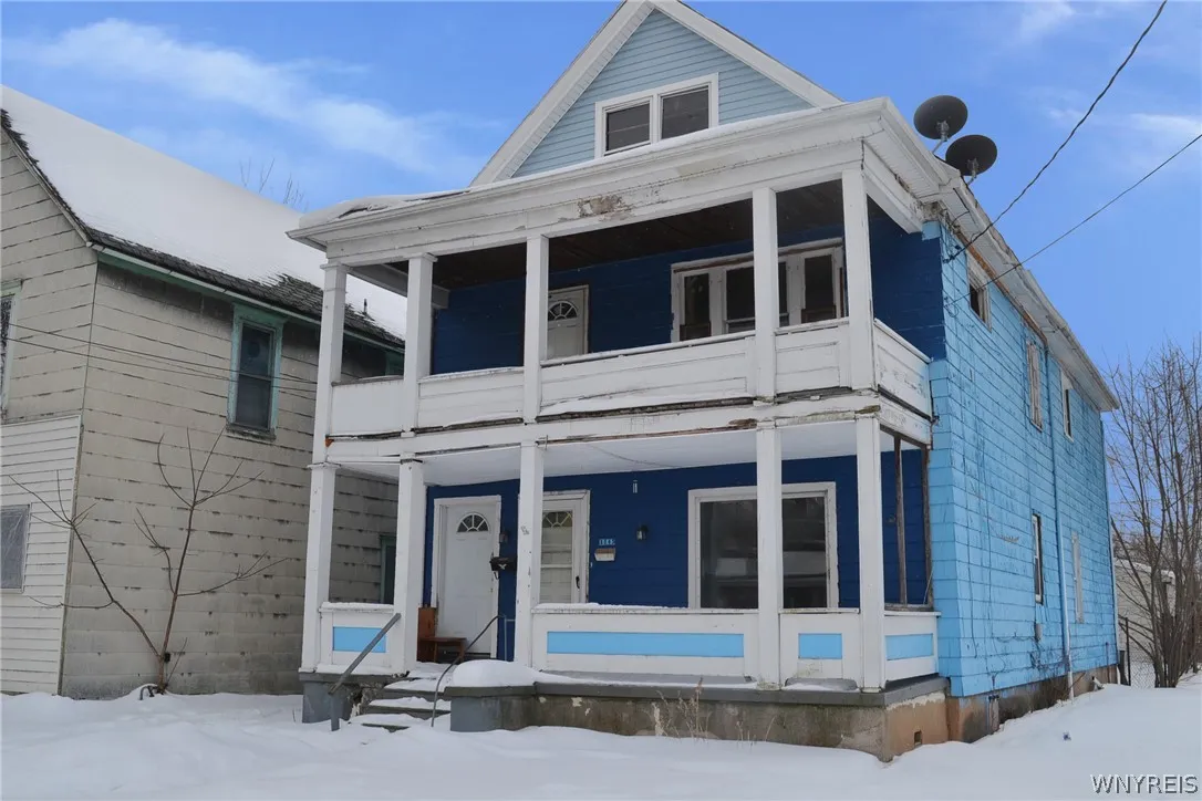 1145 Willow Avenue, Niagara Falls, New York 14305, Niagara Falls, New York 14305, 6 Bedrooms Bedrooms, ,2 BathroomsBathrooms,Residential,Closed,1145 Willow Avenue, Niagara Falls, New York 14305,0,B1662002