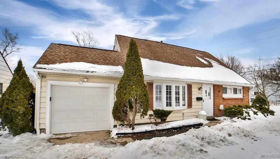 1079 Carter Drive, Grand Island, New York 14072, Grand Island, New York 14072, 4 Bedrooms Bedrooms, 6 Rooms Rooms,2 BathroomsBathrooms,Residential,Closed,1079 Carter Drive, Grand Island, New York 14072,0,B1660599