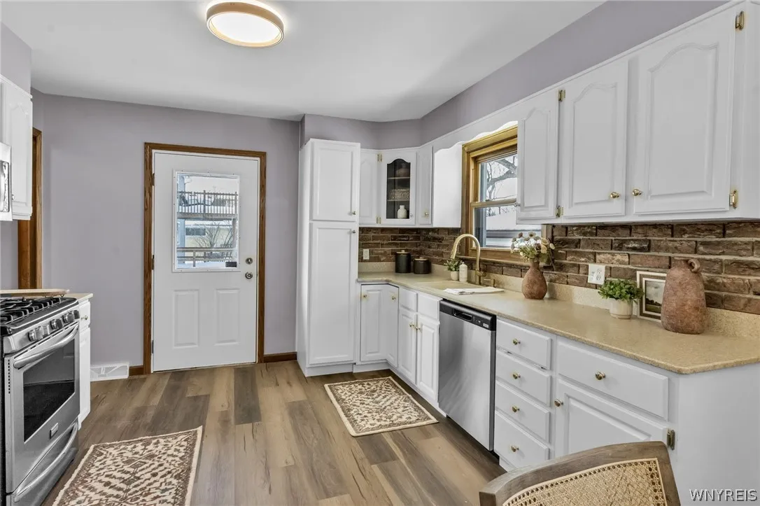 1530 Center Road, West Seneca, New York 14224, West Seneca, New York 14224, 3 Bedrooms Bedrooms, 7 Rooms Rooms,1 BathroomBathrooms,Residential,For Sale,1530 Center Road, West Seneca, New York 14224,0,B1662152