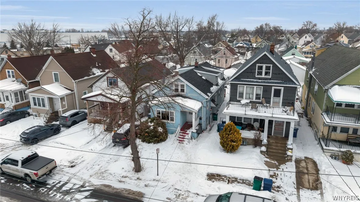 107 Ullman Street, Buffalo, New York 14207, Buffalo, New York 14207, 4 Bedrooms Bedrooms, 10 Rooms Rooms,2 BathroomsBathrooms,Residential,Closed,107 Ullman Street, Buffalo, New York 14207,0,B1661993