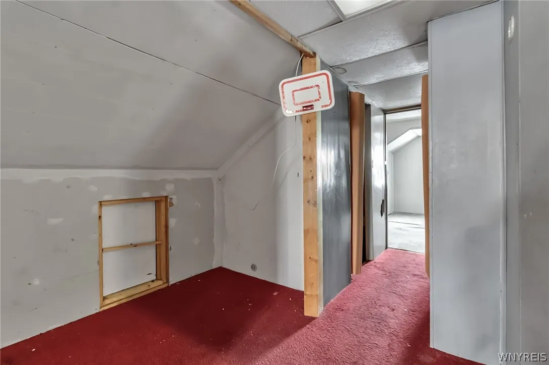 107 Ullman Street, Buffalo, New York 14207, Buffalo, New York 14207, 4 Bedrooms Bedrooms, 10 Rooms Rooms,2 BathroomsBathrooms,Residential,Closed,107 Ullman Street, Buffalo, New York 14207,0,B1661993