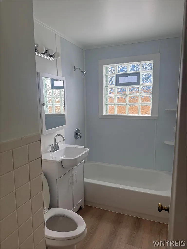 156 Hoover Avenue, Tonawanda, New York 14217, Tonawanda, New York 14217, 2 Bedrooms Bedrooms, 4 Rooms Rooms,1 BathroomBathrooms,Residential Lease,Closed,156 Hoover Avenue, Tonawanda, New York 14217,0,B1662491