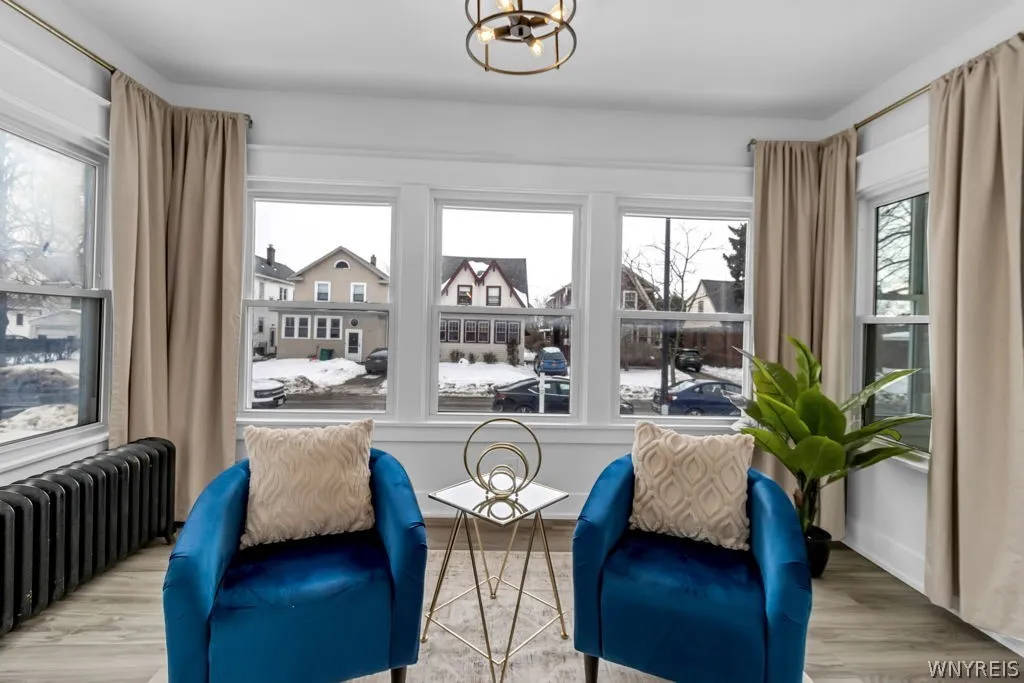 Front sunroom