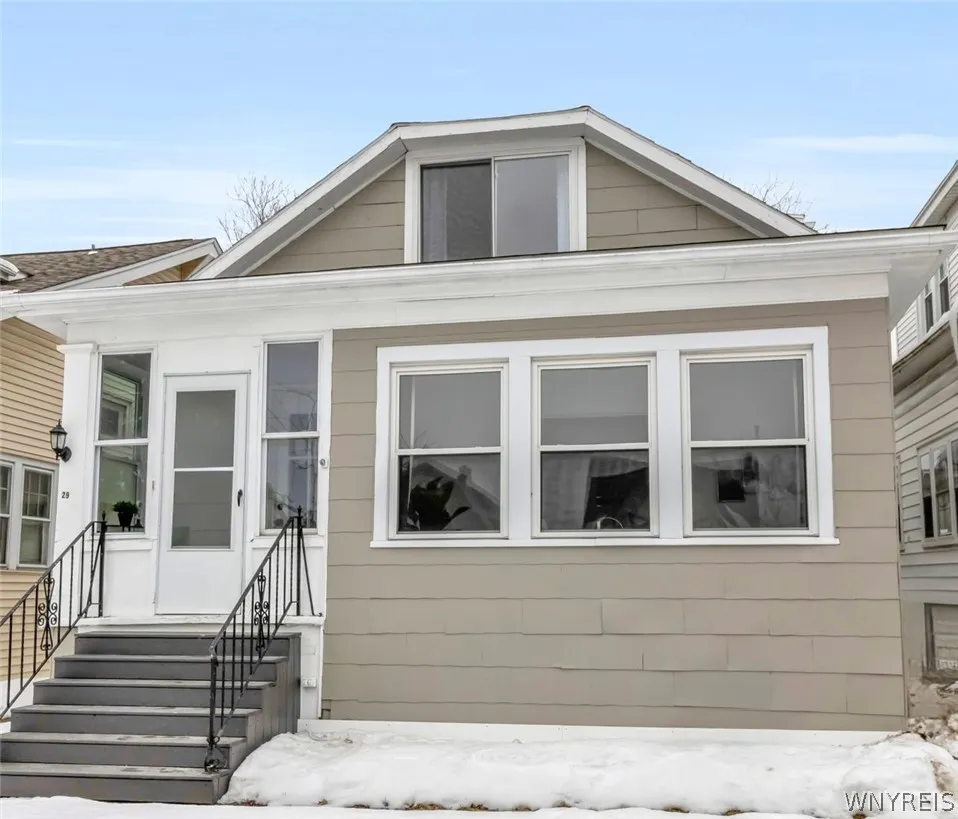 29 Wilbury Place, Buffalo, New York 14216, Buffalo, New York 14216, 3 Bedrooms Bedrooms, 12 Rooms Rooms,2 BathroomsBathrooms,Residential,Closed,29 Wilbury Place, Buffalo, New York 14216,0,B1662363