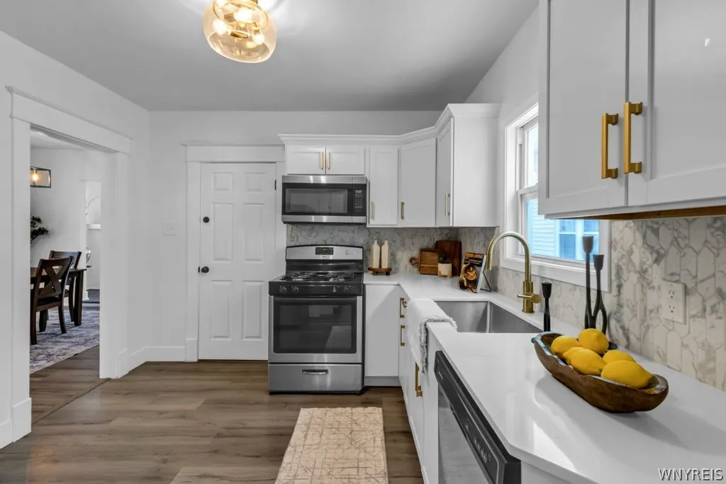 29 Wilbury Place, Buffalo, New York 14216, Buffalo, New York 14216, 3 Bedrooms Bedrooms, 12 Rooms Rooms,2 BathroomsBathrooms,Residential,Closed,29 Wilbury Place, Buffalo, New York 14216,0,B1662363