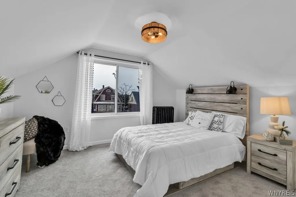 2nd floor Bedroom 2
