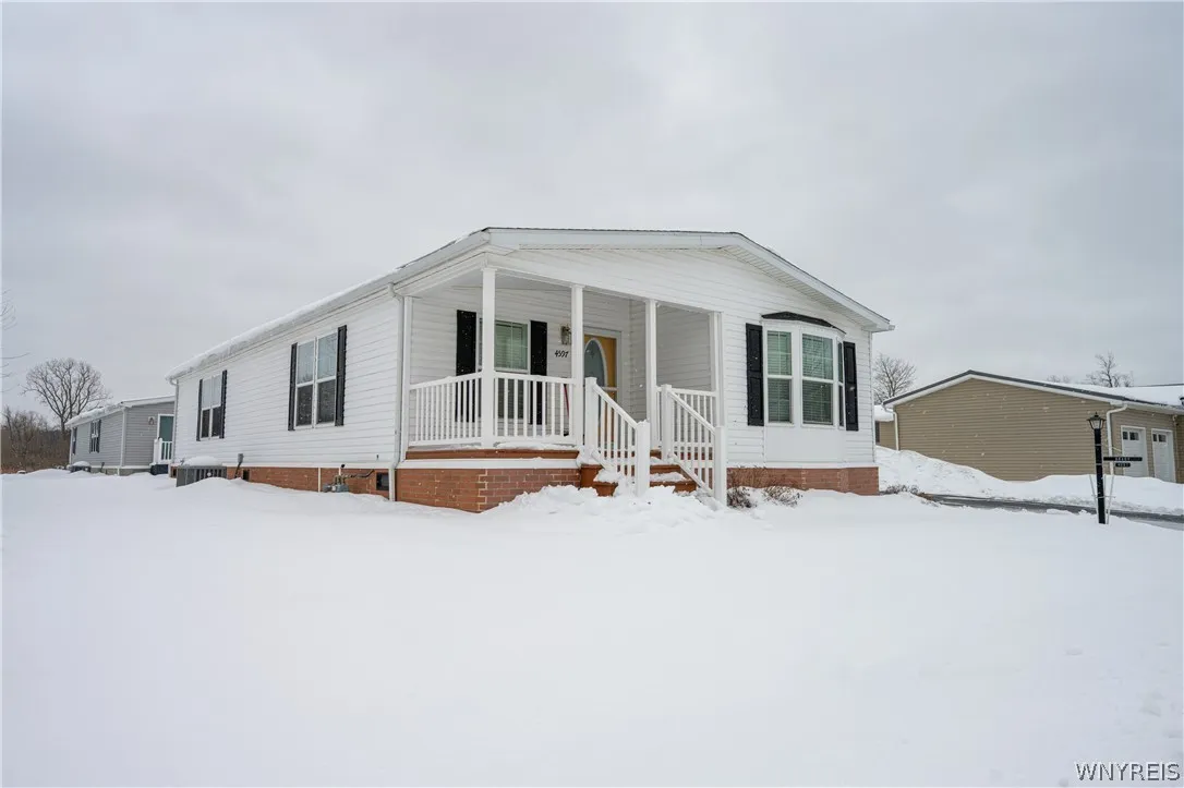 4597 Leytonstone Avenue, Clarence, New York 14031, Clarence, New York 14031, 2 Bedrooms Bedrooms, 6 Rooms Rooms,2 BathroomsBathrooms,Residential,For Sale,4597 Leytonstone Avenue, Clarence, New York 14031,0,B1662030 4597 Leytonstone Avenue, Clarence, New York 14031, Clarence, New York 14031, 2 Bedrooms Bedrooms, 6 Rooms Rooms,2 BathroomsBathrooms,Residential,For Sale,4597 Leytonstone Avenue, Clarence, New York 14031,0,B1662030