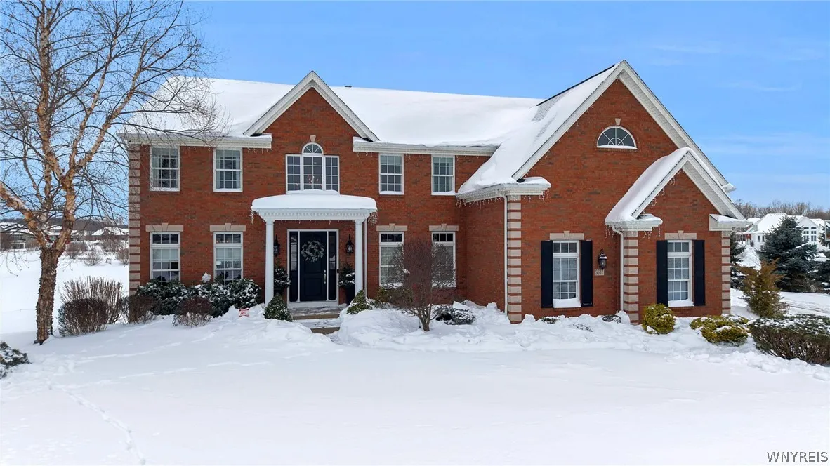 5677 Glen Brook Court, Clarence, New York 14032, Clarence, New York 14032, 5 Bedrooms Bedrooms, 12 Rooms Rooms,3 BathroomsBathrooms,Residential,Closed,5677 Glen Brook Court, Clarence, New York 14032,0,B1662367