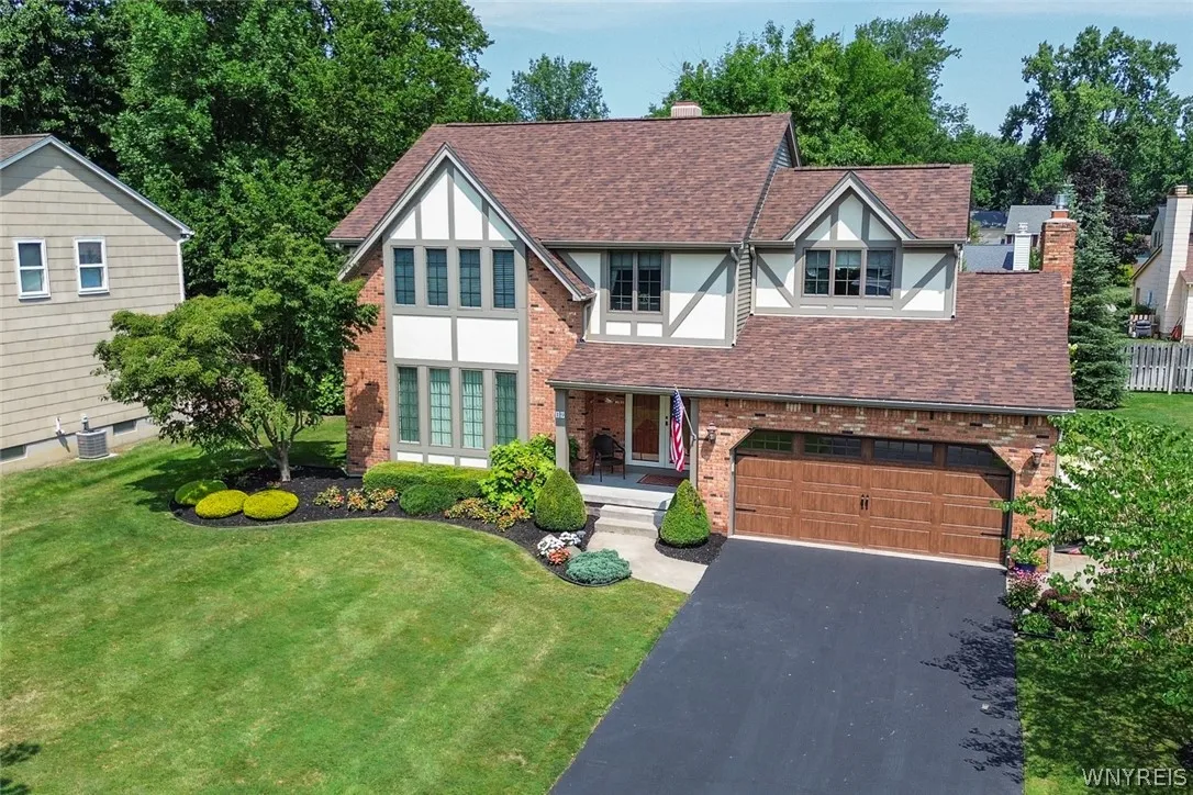 19 Bramblewood Lane, Amherst, New York 14051, Amherst, New York 14051, 4 Bedrooms Bedrooms, 8 Rooms Rooms,2 BathroomsBathrooms,Residential,Closed,19 Bramblewood Lane, Amherst, New York 14051,0,B1662436