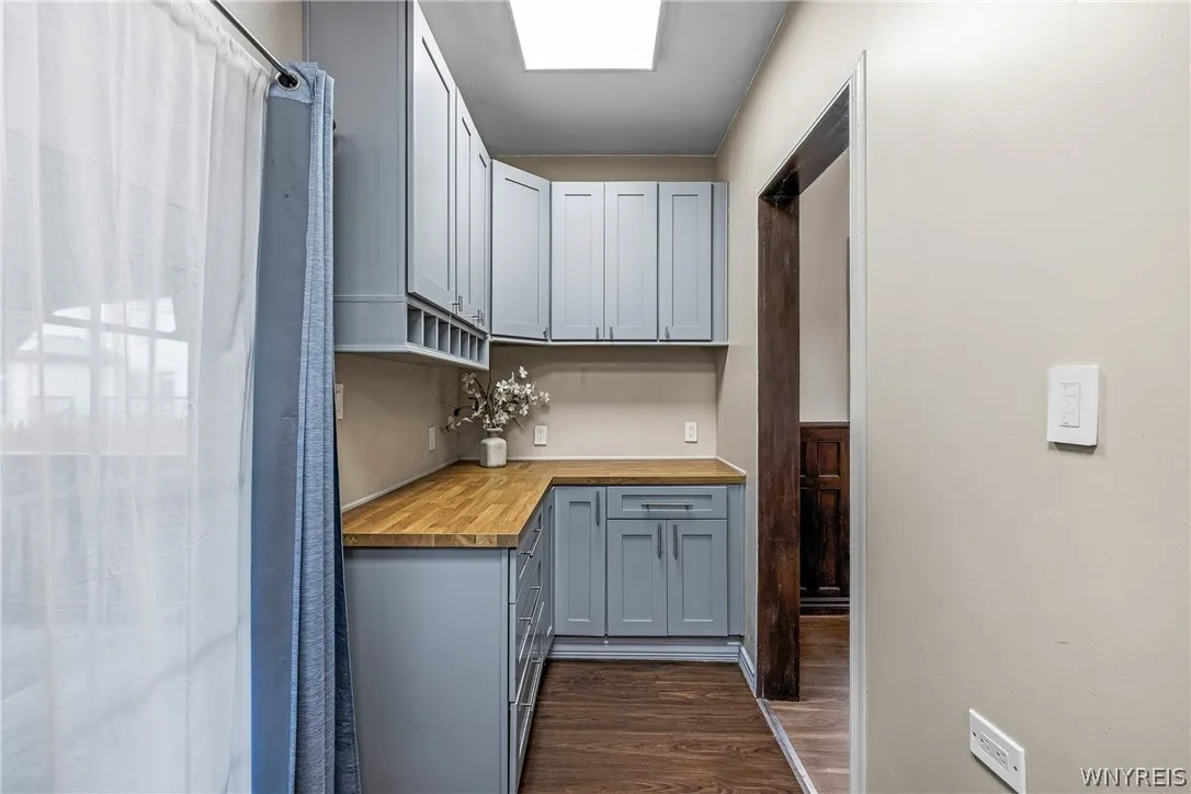 48 Garner Avenue, Buffalo, New York 14213, Buffalo, New York 14213, 4 Bedrooms Bedrooms, 7 Rooms Rooms,1 BathroomBathrooms,Residential,Closed,48 Garner Avenue, Buffalo, New York 14213,0,B1662757
