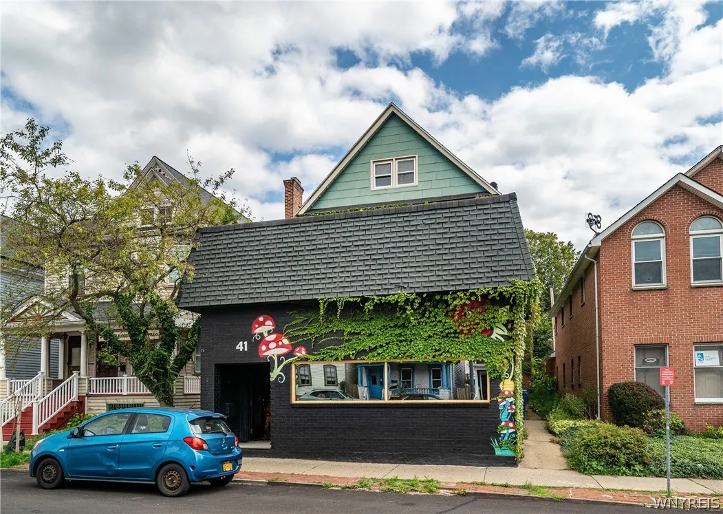 41 Elmwood Avenue, Buffalo, New York 14201, Buffalo, New York 14201, 3 Bedrooms Bedrooms, ,2 BathroomsBathrooms,Residential,Closed,41 Elmwood Avenue, Buffalo, New York 14201,0,B1662890