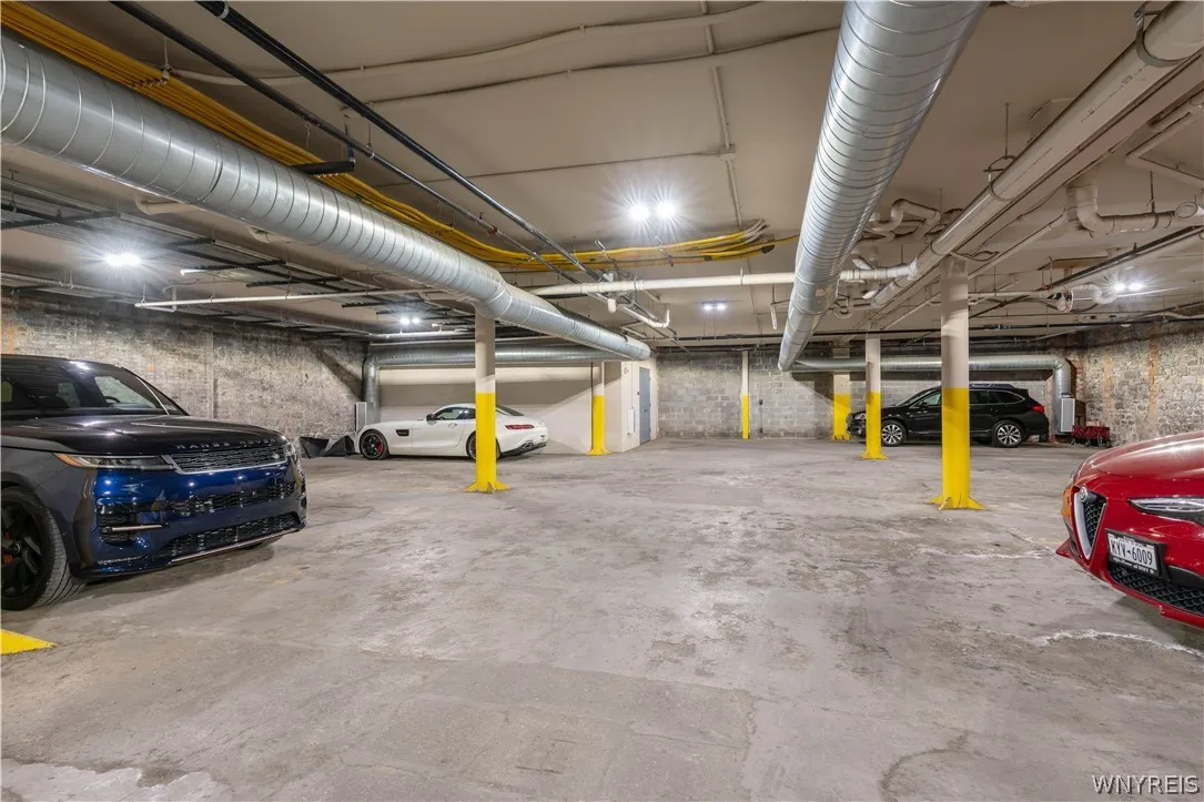 149 Swan 206, Buffalo, New York 14203, Buffalo, New York 14203, 2 Bedroom Bedrooms, 5 Room Rooms,2 BathroomBathrooms,Residential,For Sale,149 Swan 206, Buffalo, New York 14203,0,B1662960