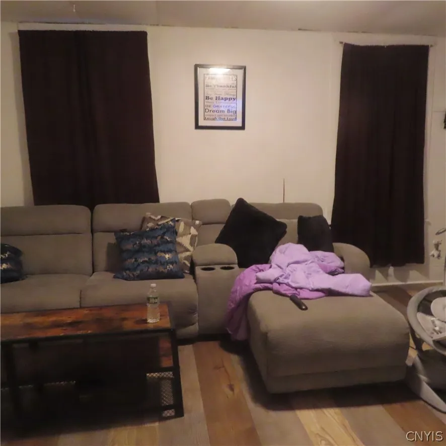 205 Danforth Street, Syracuse, New York 13208, Syracuse, New York 13208, 2 Bedrooms Bedrooms, 4 Rooms Rooms,1 BathroomBathrooms,Residential,For Sale,205 Danforth Street, Syracuse, New York 13208,0,S1662922