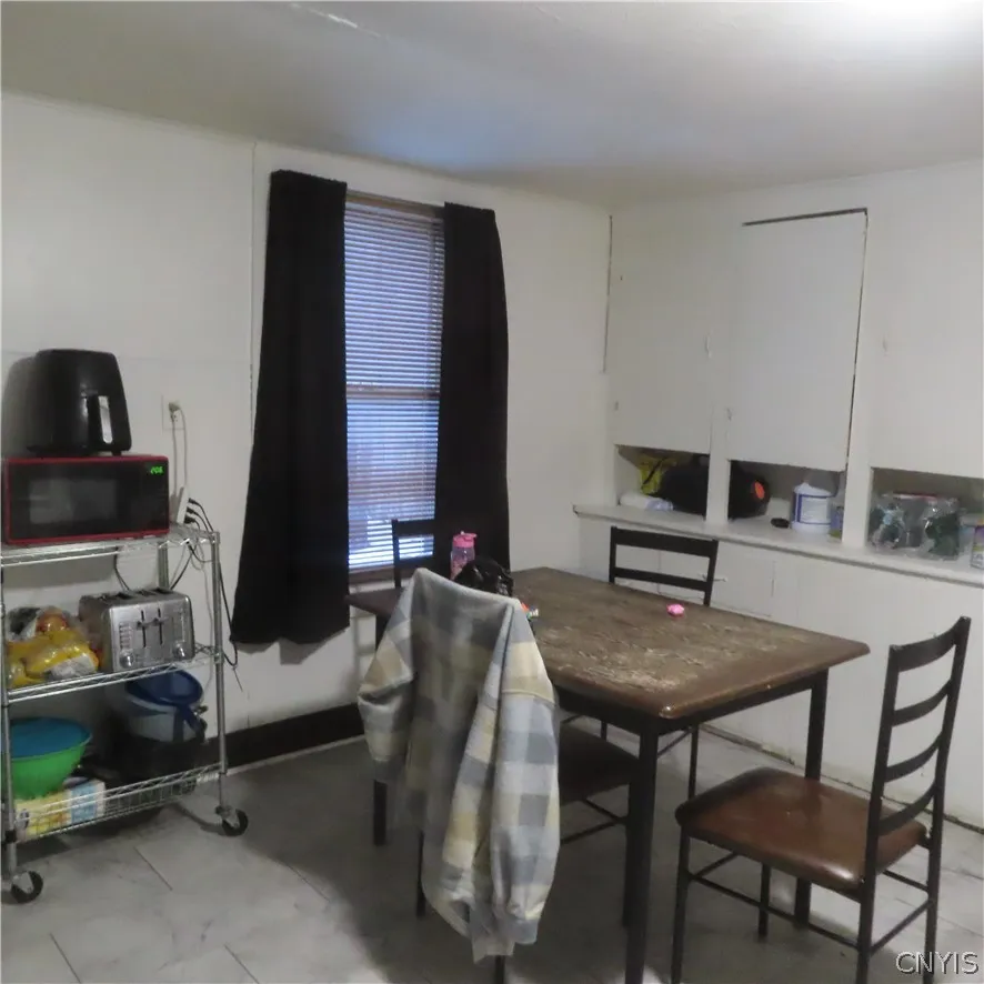 205 Danforth Street, Syracuse, New York 13208, Syracuse, New York 13208, 2 Bedrooms Bedrooms, 4 Rooms Rooms,1 BathroomBathrooms,Residential,For Sale,205 Danforth Street, Syracuse, New York 13208,0,S1662922
