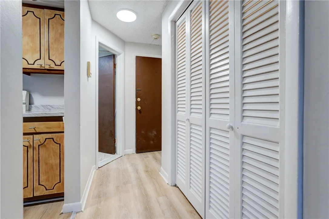 400 Main Street B4, East Rochester, New York 14445, East Rochester, New York 14445, 3 Rooms Rooms,1 BathroomBathrooms,Residential Lease,For Rent,400 Main Street B4, East Rochester, New York 14445,0,R1663173