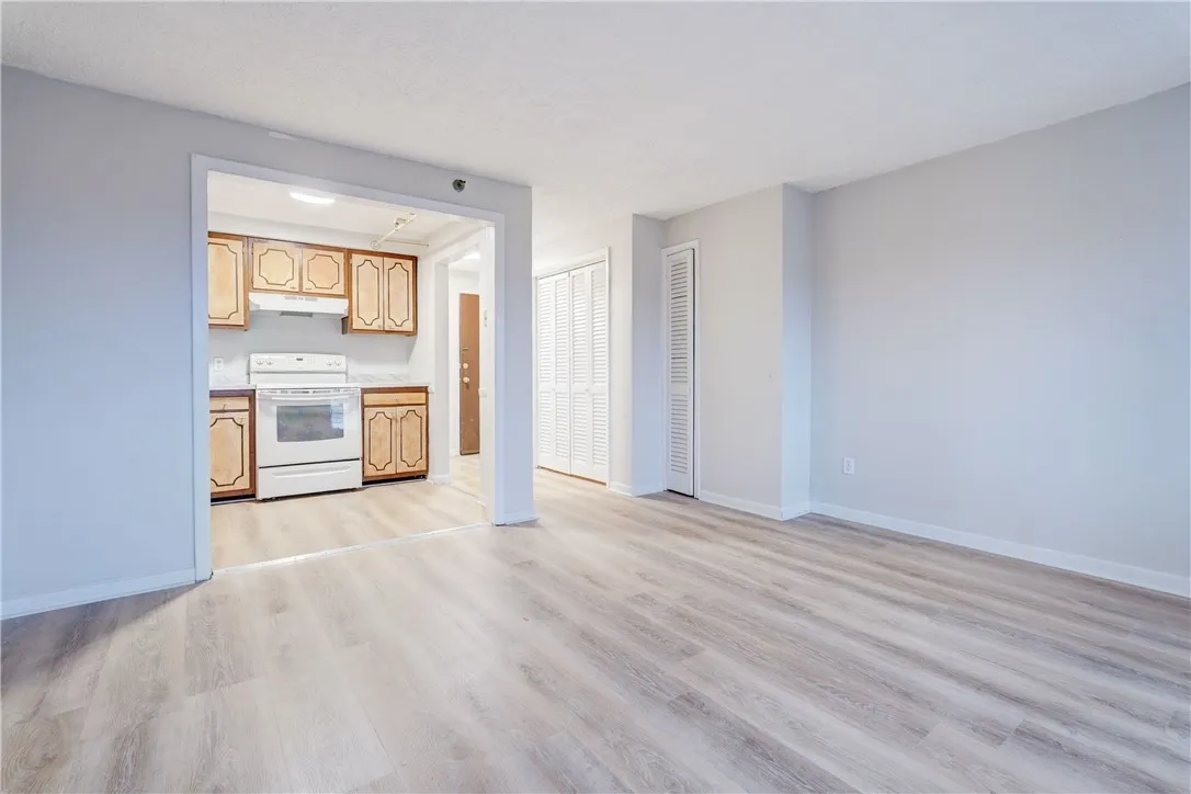 400 Main Street B4, East Rochester, New York 14445, East Rochester, New York 14445, 3 Rooms Rooms,1 BathroomBathrooms,Residential Lease,For Rent,400 Main Street B4, East Rochester, New York 14445,0,R1663173