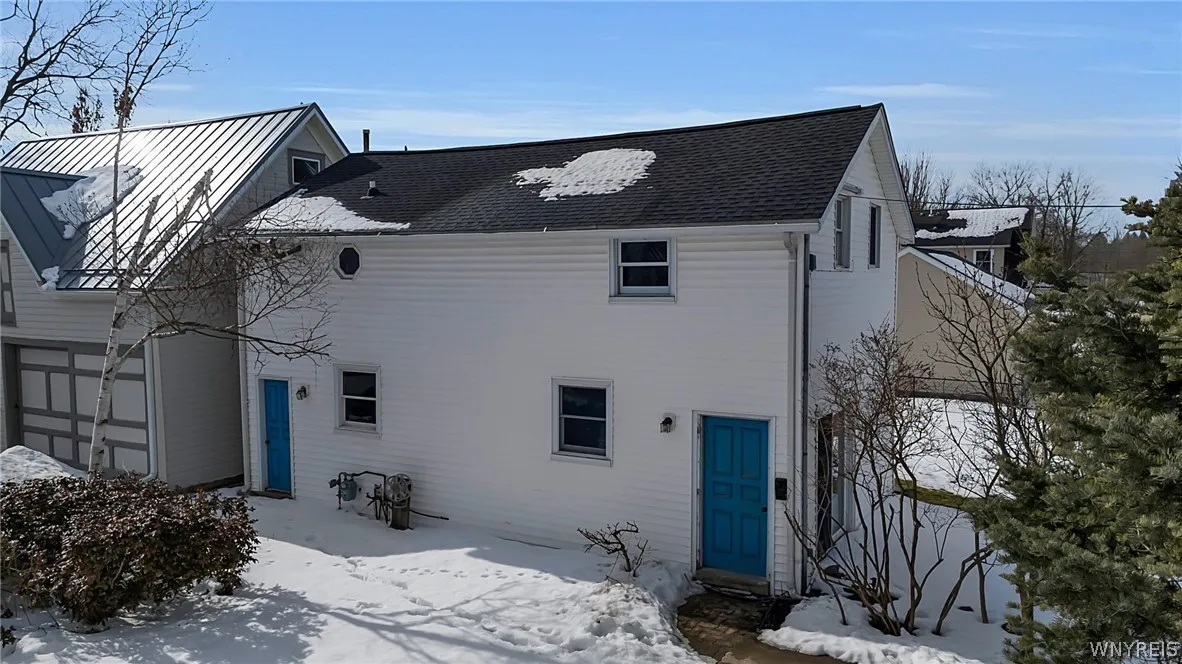 Rear dwelling