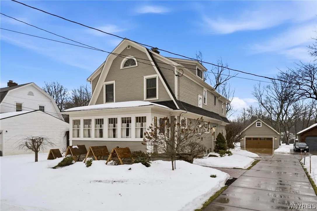 228 Long Avenue, Hamburg, New York 14075, Hamburg, New York 14075, 4 Bedrooms Bedrooms, 9 Rooms Rooms,2 BathroomsBathrooms,Residential,For Sale,228 Long Avenue, Hamburg, New York 14075,0,B1662820