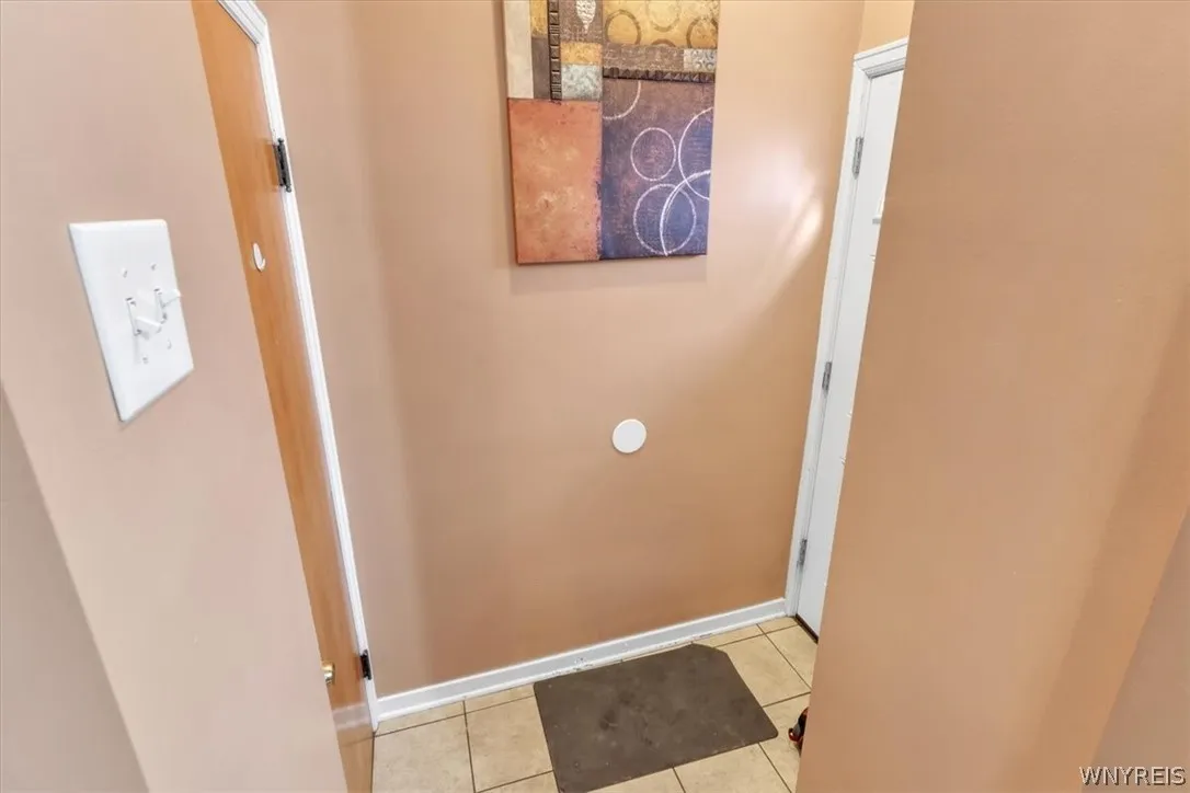 215 Fairfield Avenue, Tonawanda, New York 14223, Tonawanda, New York 14223, 3 Bedrooms Bedrooms, 5 Rooms Rooms,1 BathroomBathrooms,Residential,Closed,215 Fairfield Avenue, Tonawanda, New York 14223,0,B1663378