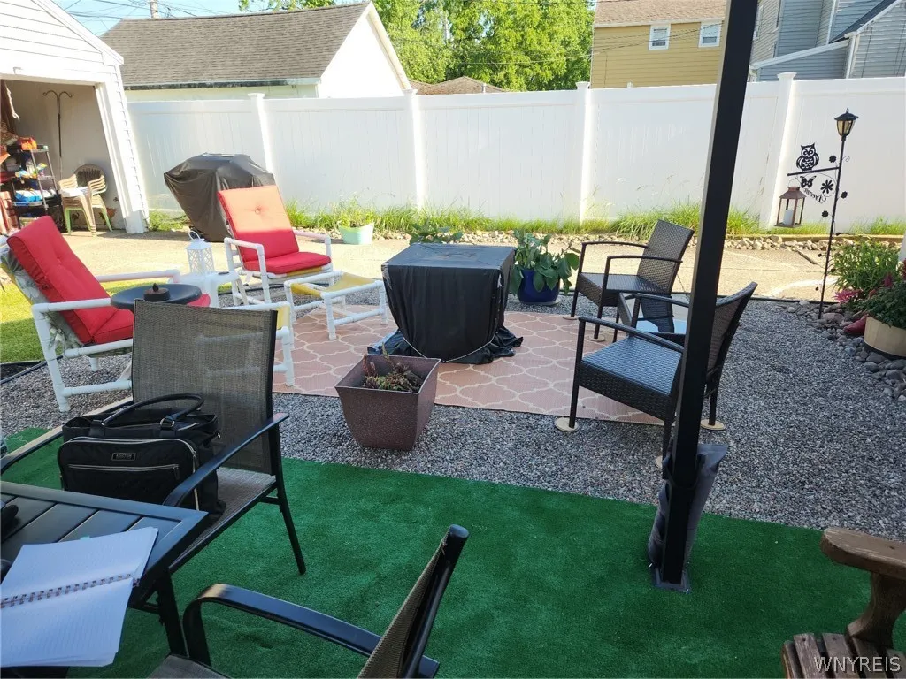215 Fairfield Avenue, Tonawanda, New York 14223, Tonawanda, New York 14223, 3 Bedrooms Bedrooms, 5 Rooms Rooms,1 BathroomBathrooms,Residential,Closed,215 Fairfield Avenue, Tonawanda, New York 14223,0,B1663378