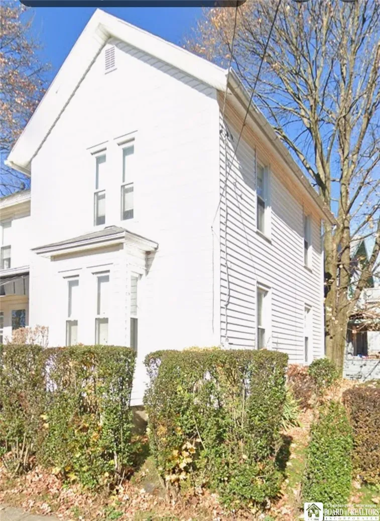 15 Franklin Street, Jamestown, New York 14701, Jamestown, New York 14701, 3 Bedrooms Bedrooms, 7 Rooms Rooms,1 BathroomBathrooms,Residential,For Sale,15 Franklin Street, Jamestown, New York 14701,0,R1662855