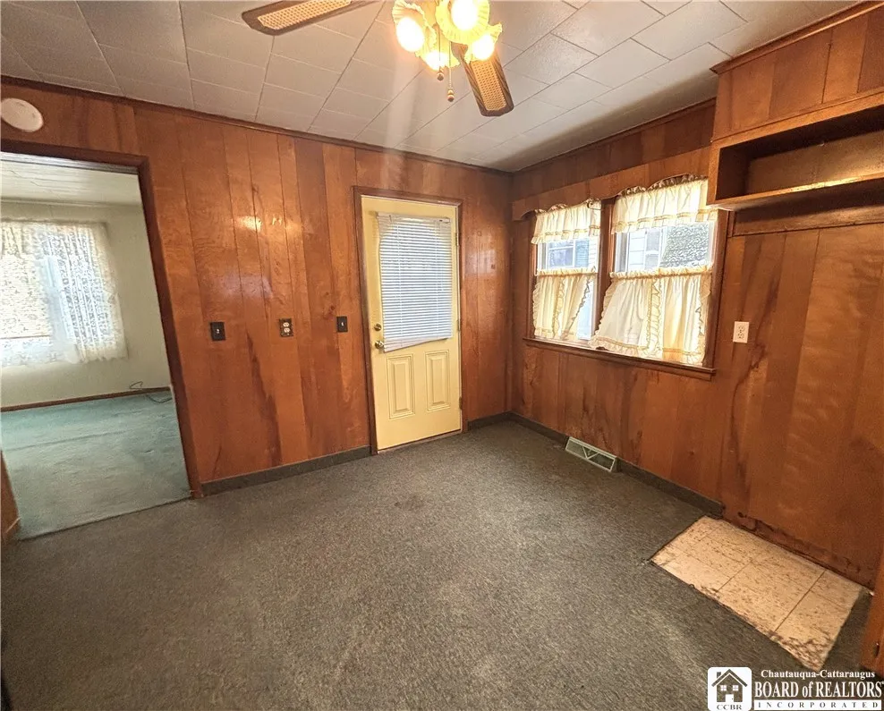 15 Franklin Street, Jamestown, New York 14701, Jamestown, New York 14701, 3 Bedrooms Bedrooms, 7 Rooms Rooms,1 BathroomBathrooms,Residential,For Sale,15 Franklin Street, Jamestown, New York 14701,0,R1662855