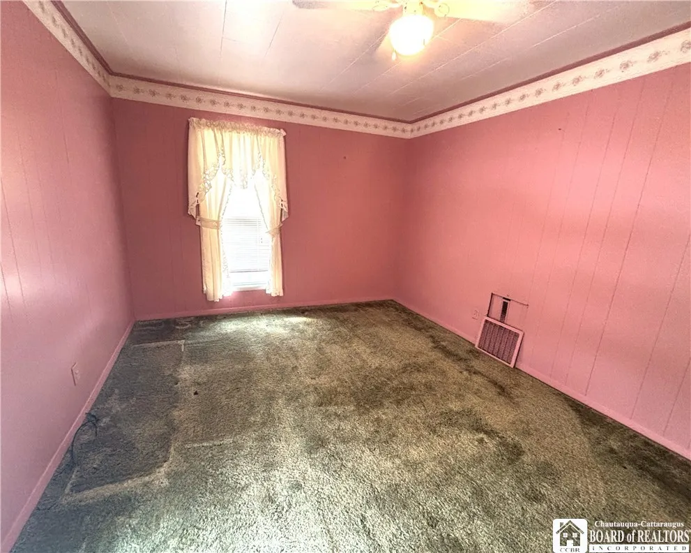15 Franklin Street, Jamestown, New York 14701, Jamestown, New York 14701, 3 Bedrooms Bedrooms, 7 Rooms Rooms,1 BathroomBathrooms,Residential,For Sale,15 Franklin Street, Jamestown, New York 14701,0,R1662855
