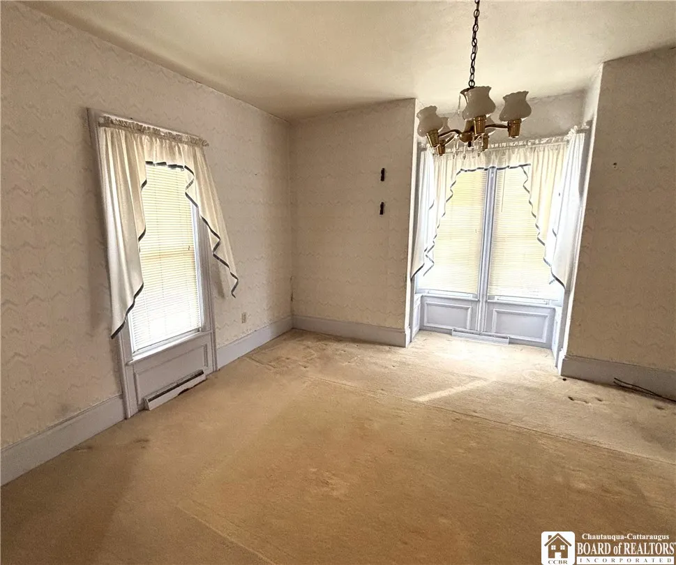 15 Franklin Street, Jamestown, New York 14701, Jamestown, New York 14701, 3 Bedrooms Bedrooms, 7 Rooms Rooms,1 BathroomBathrooms,Residential,For Sale,15 Franklin Street, Jamestown, New York 14701,0,R1662855
