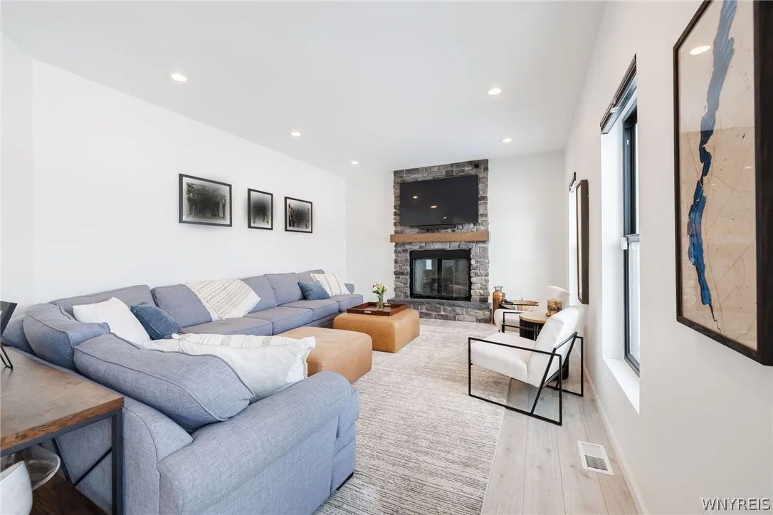 5704 Eleni Court, Avon, New York 14414, Avon, New York 14414, 4 Bedrooms Bedrooms, 8 Rooms Rooms,3 BathroomsBathrooms,Residential,Closed,5704 Eleni Court, Avon, New York 14414,0,B1663028