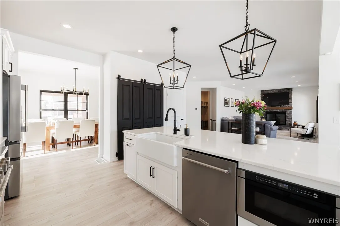 5704 Eleni Court, Avon, New York 14414, Avon, New York 14414, 4 Bedrooms Bedrooms, 8 Rooms Rooms,3 BathroomsBathrooms,Residential,Closed,5704 Eleni Court, Avon, New York 14414,0,B1663028