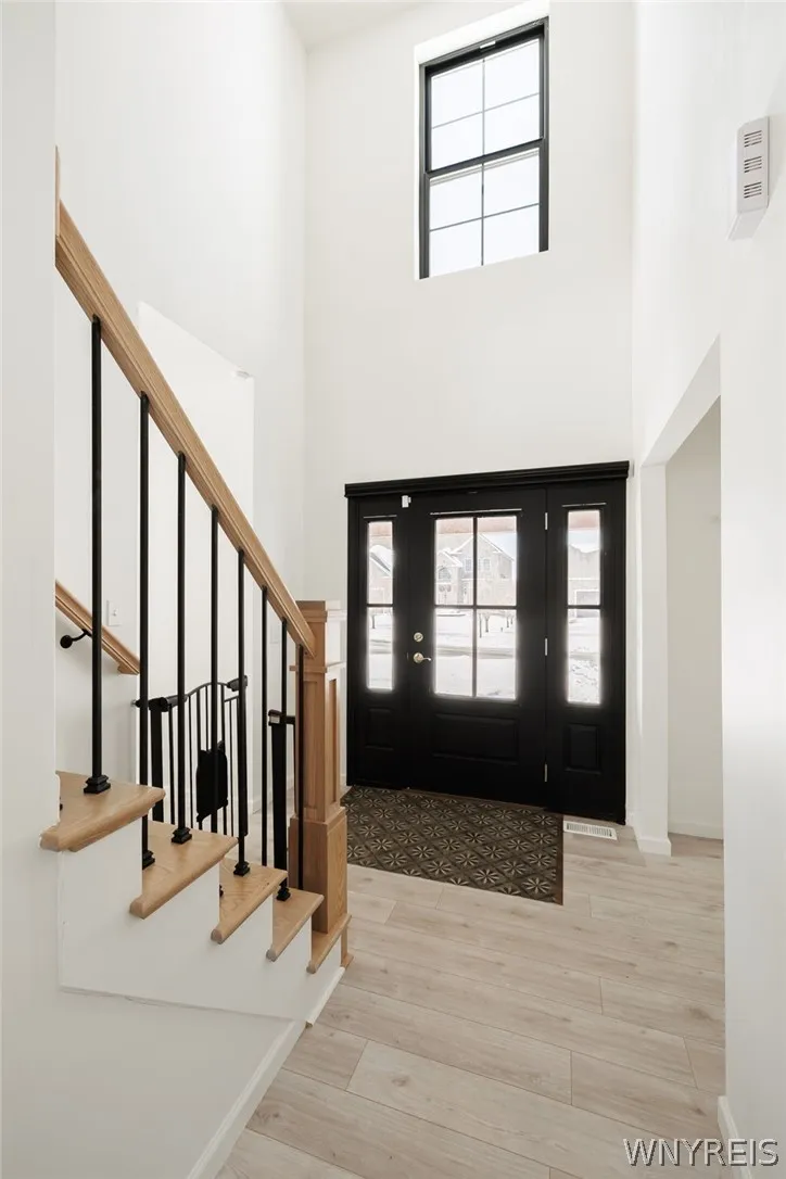 5704 Eleni Court, Avon, New York 14414, Avon, New York 14414, 4 Bedrooms Bedrooms, 8 Rooms Rooms,3 BathroomsBathrooms,Residential,Closed,5704 Eleni Court, Avon, New York 14414,0,B1663028