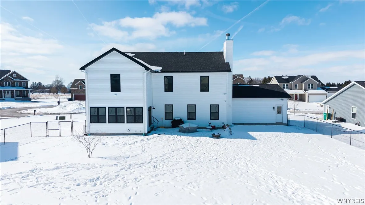 5704 Eleni Court, Avon, New York 14414, Avon, New York 14414, 4 Bedrooms Bedrooms, 8 Rooms Rooms,3 BathroomsBathrooms,Residential,Closed,5704 Eleni Court, Avon, New York 14414,0,B1663028